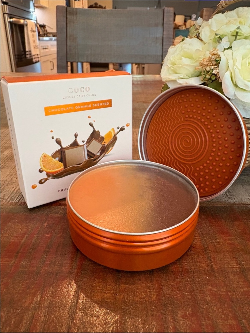 New COCO COSMETICS (Clomana) BRUSH & SPONGE Cleansing SOAP in CHOCOLATE ORANGE!